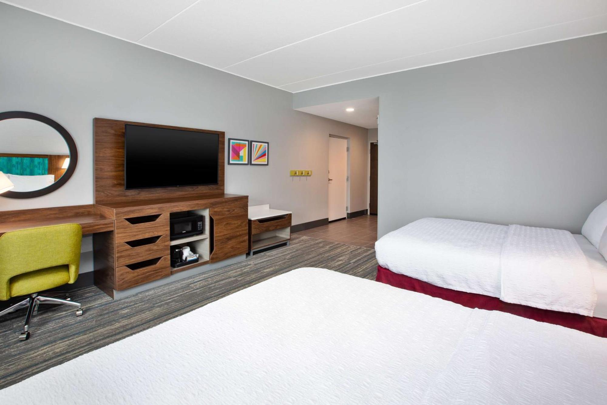 Hampton Inn & Suites By Hilton Indianapolis South Greenwood Exterior photo
