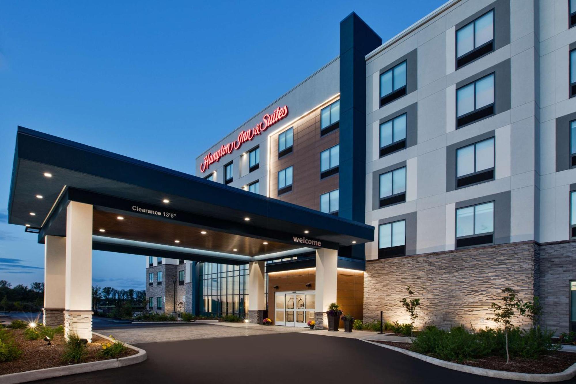 Hampton Inn & Suites By Hilton Indianapolis South Greenwood Exterior photo