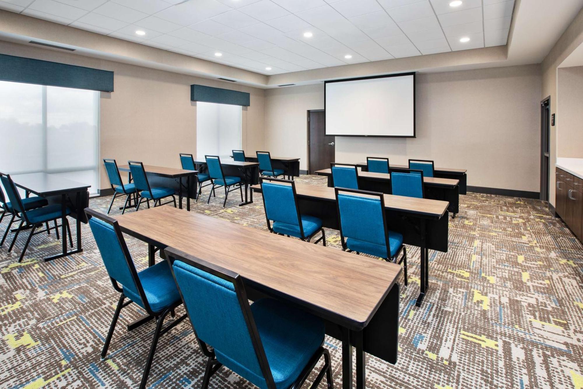 Hampton Inn & Suites By Hilton Indianapolis South Greenwood Exterior photo